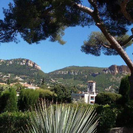 Cassis Centre- Entre Falaise Et Port Bagian luar foto
