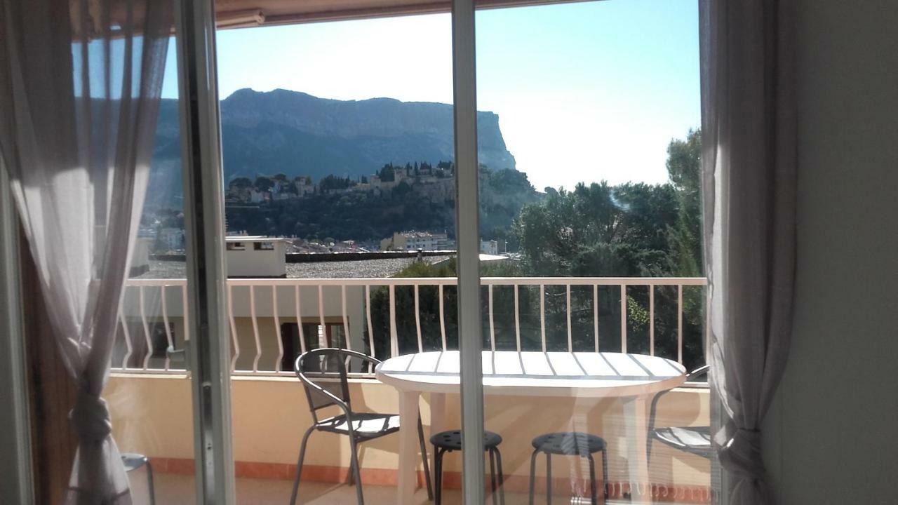 Cassis Centre- Entre Falaise Et Port Bagian luar foto